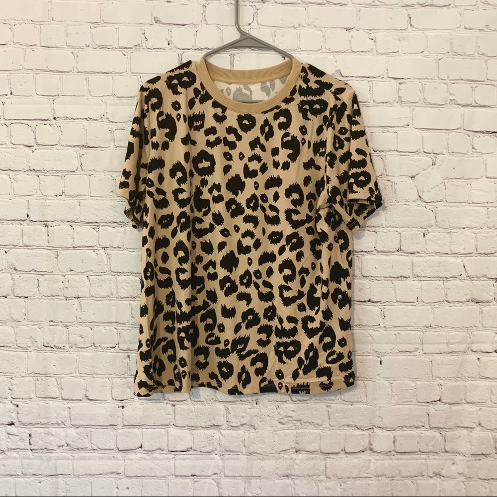 NWOT Tan Leopard Print Crewneck Tee - XL